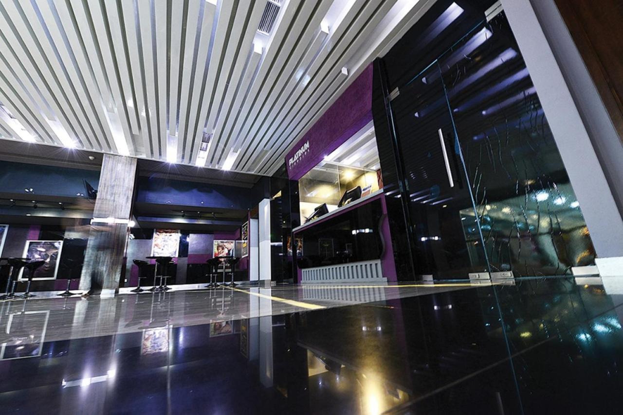 Timor Plaza Hotel & Apartments ดิลี ภายนอก รูปภาพ